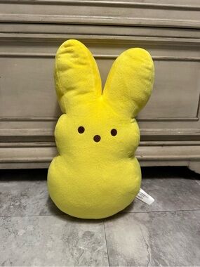 Peeps stuffed bunny